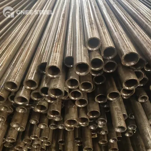 15S10 milt stálrör og slöngur